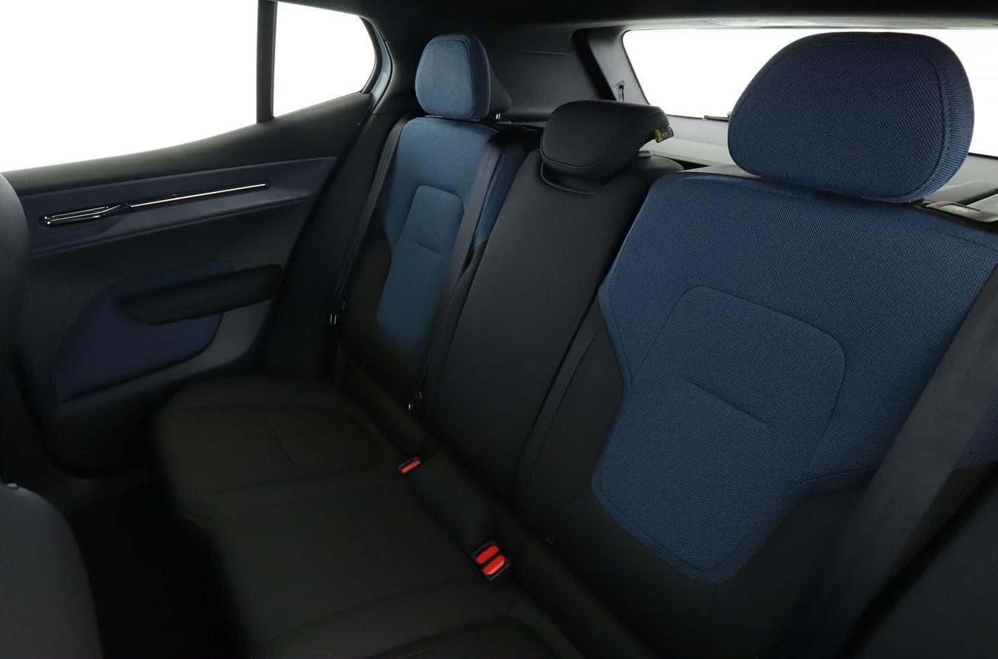 Használt Volvo EX30 (2024, kék) – 6. kép