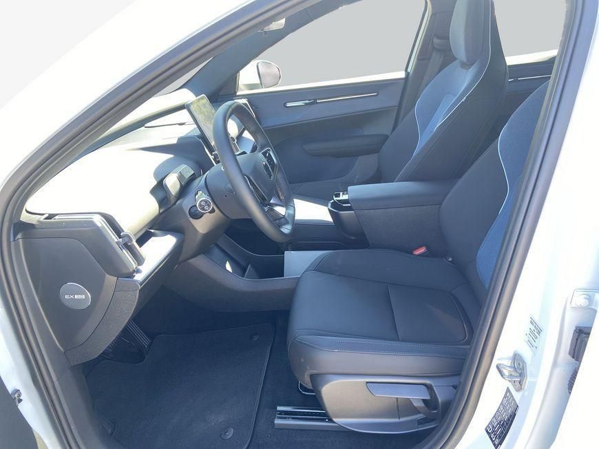 Használt Volvo EX30 (2024, fehér) – 3. kép