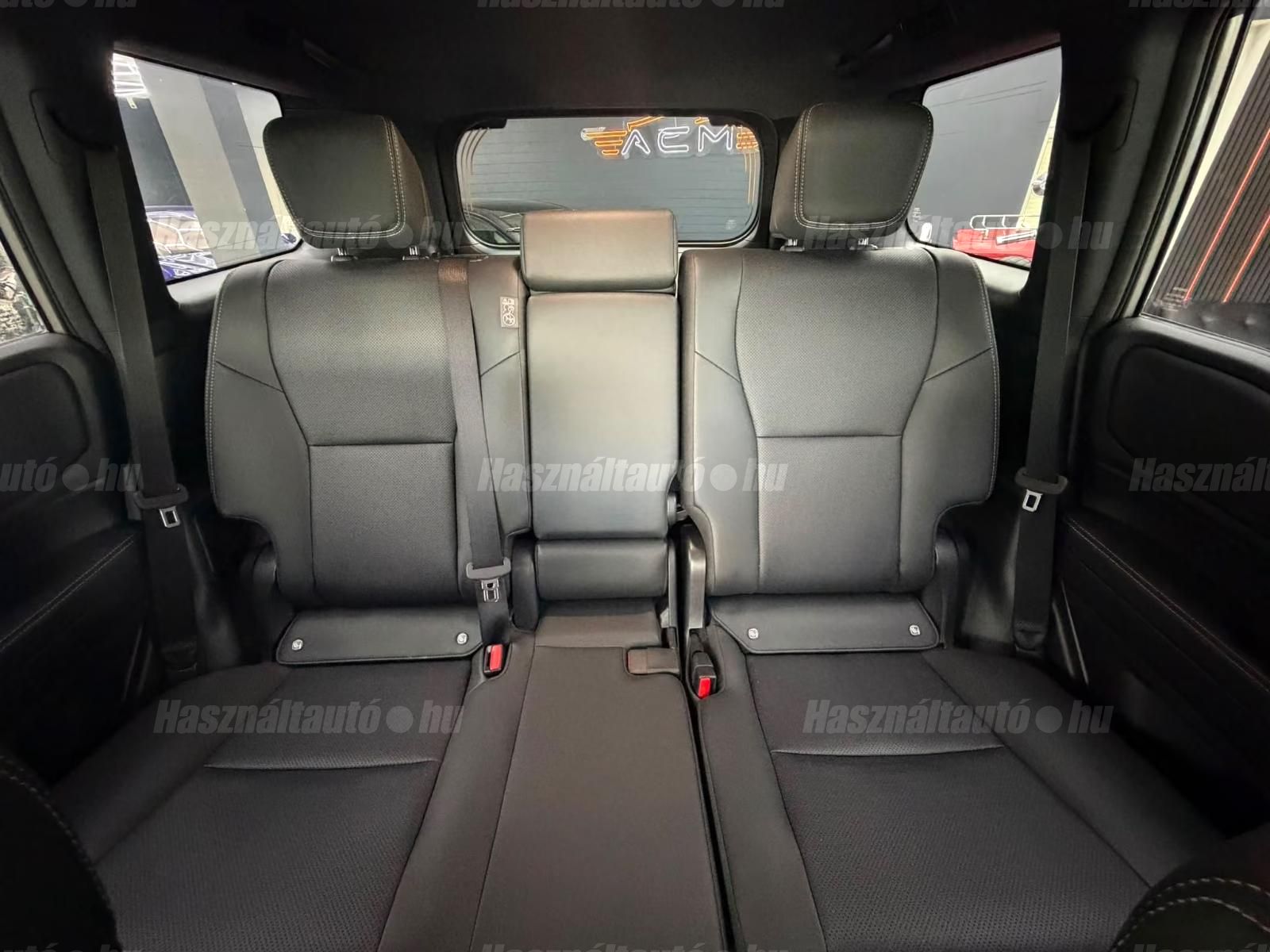 Toyota Land Cruiser – 7. kép