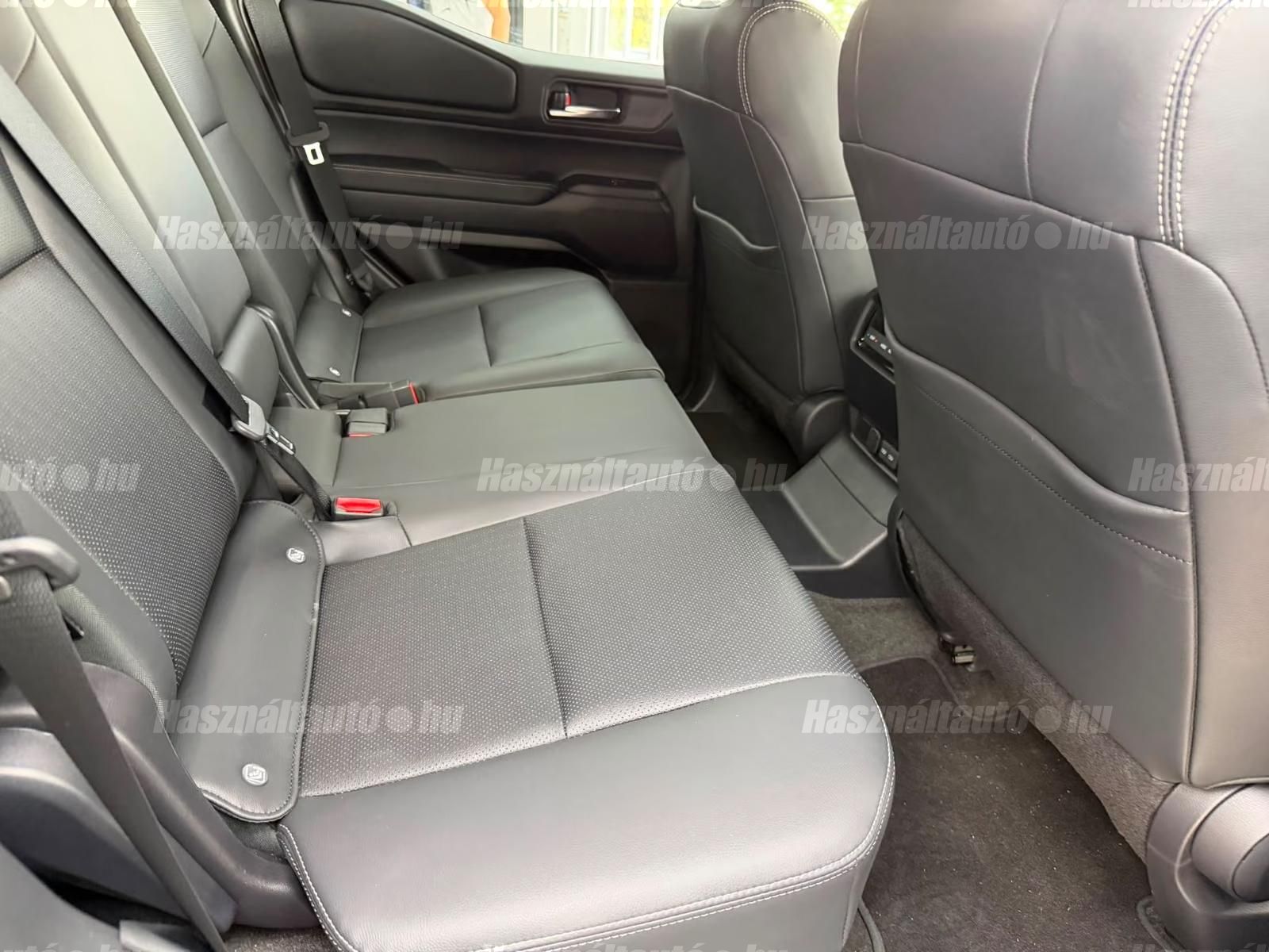 Toyota Land Cruiser – 6. kép