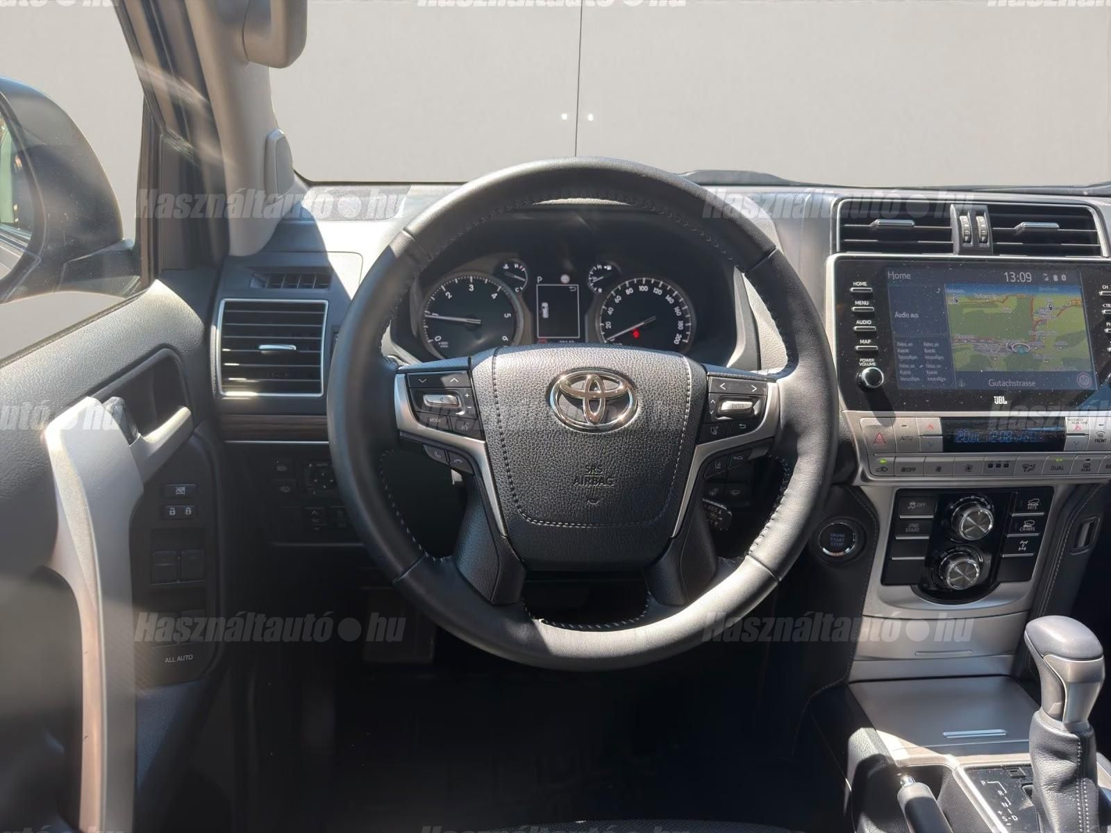 Toyota Land Cruiser – 5. kép