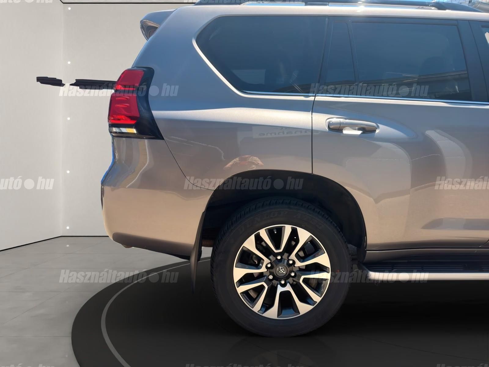 Toyota Land Cruiser – 12. kép