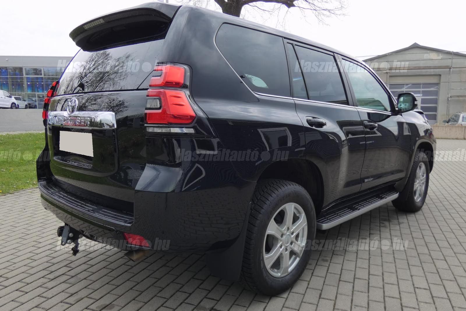 Toyota Land Cruiser – 10. kép
