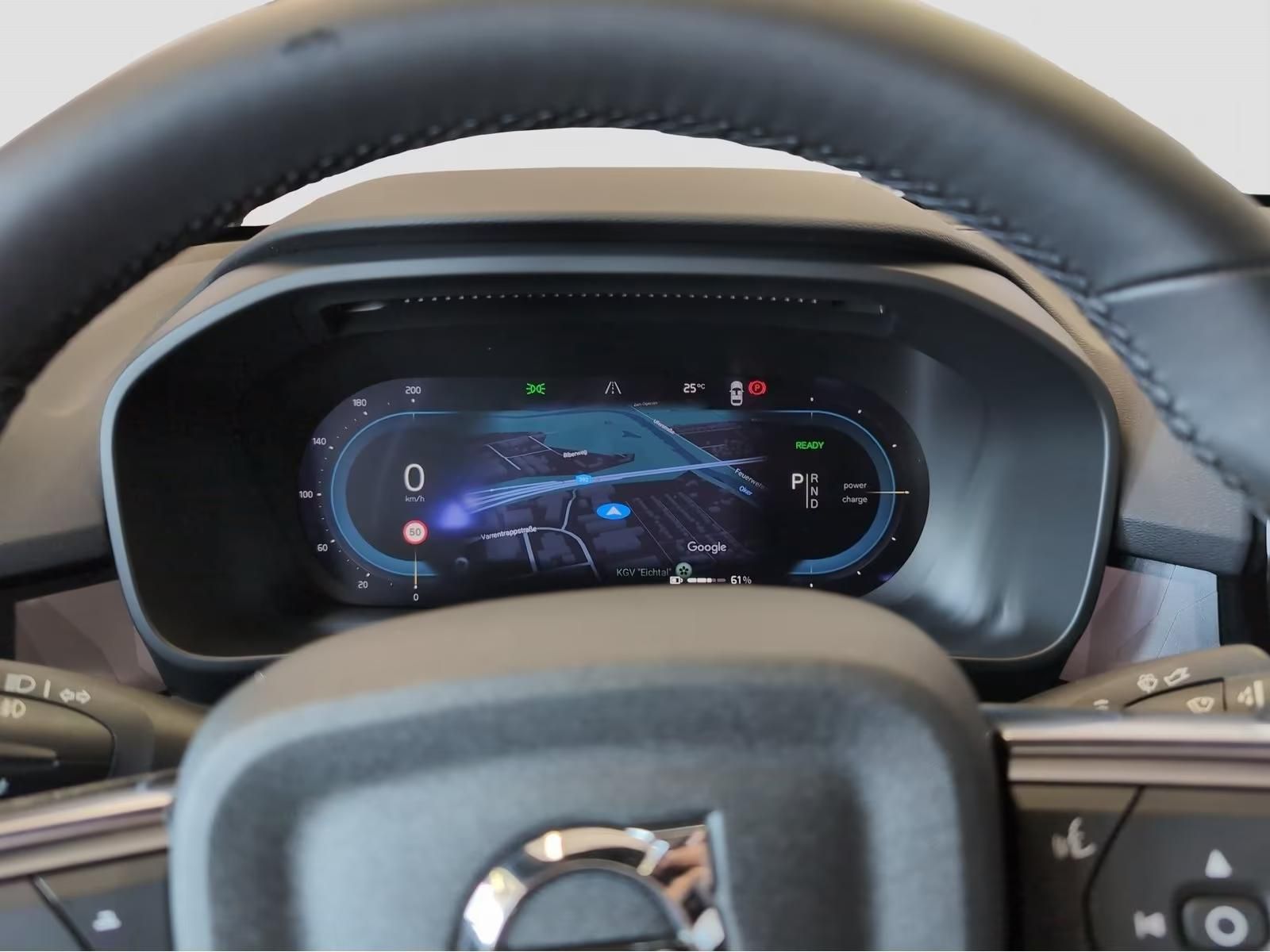 Használt Volvo C40 (2022, szürke) – 5. kép