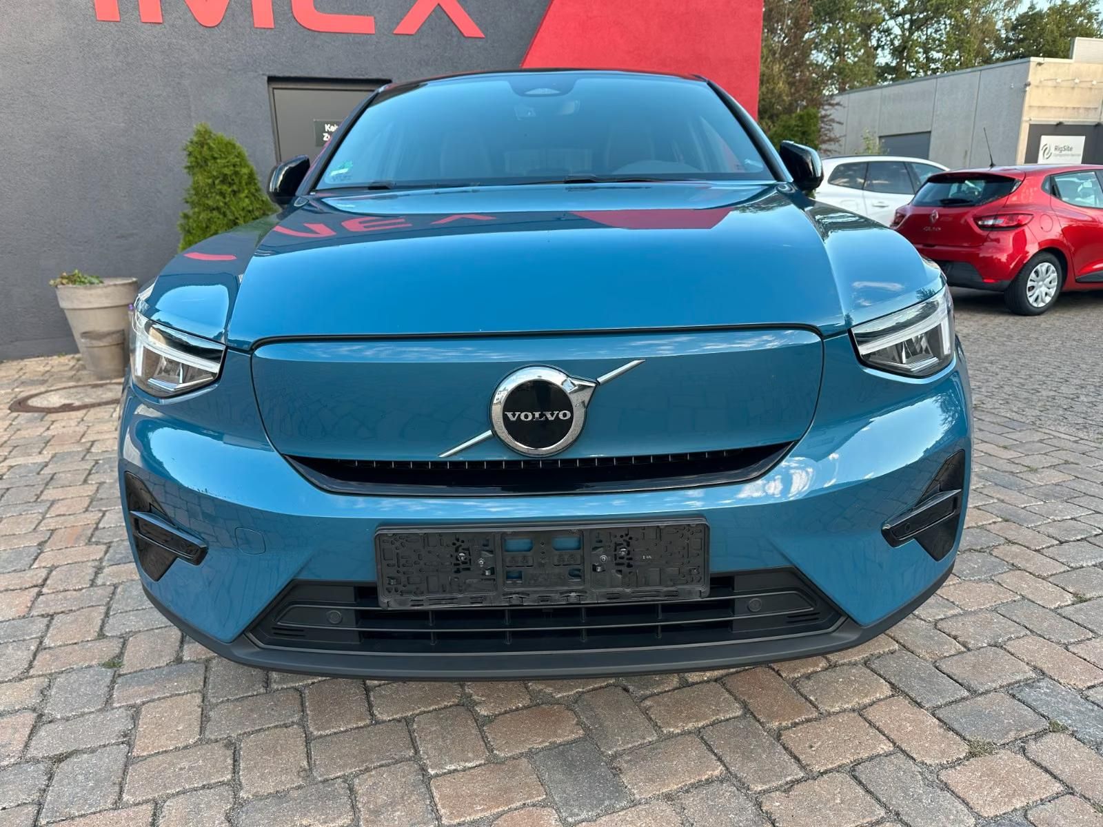 Használt Volvo C40 (2023, kék) – 1. kép