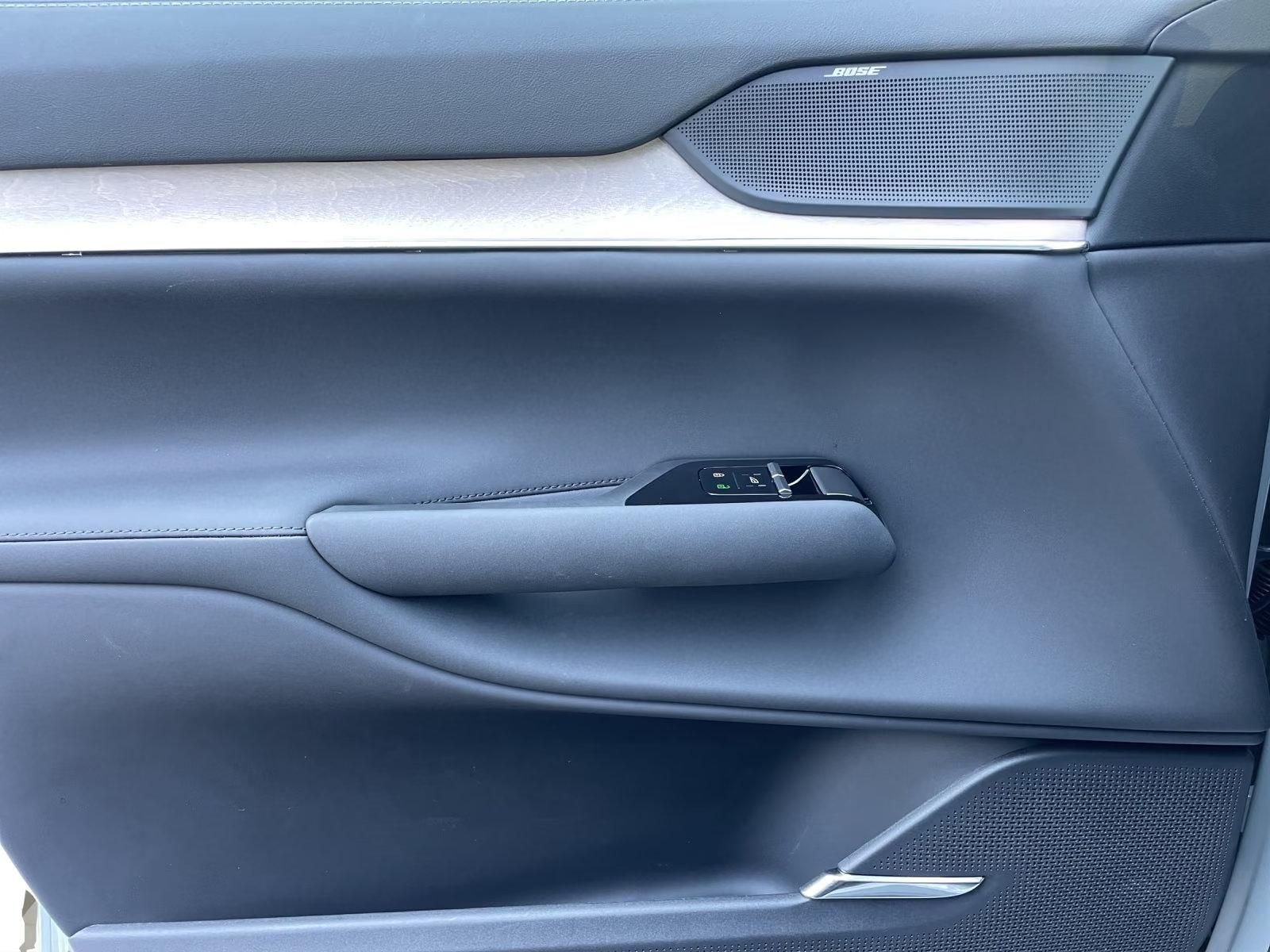 Használt Volvo EX90 (2025, szürke) – 6. kép