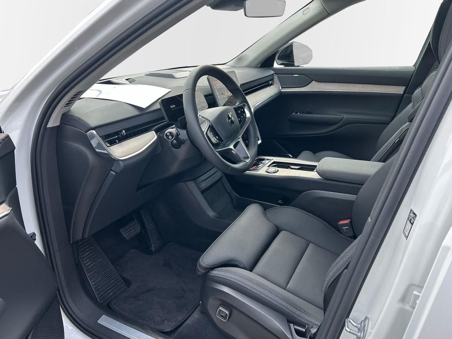 Használt Volvo EX90 (2025, fehér) – 4. kép
