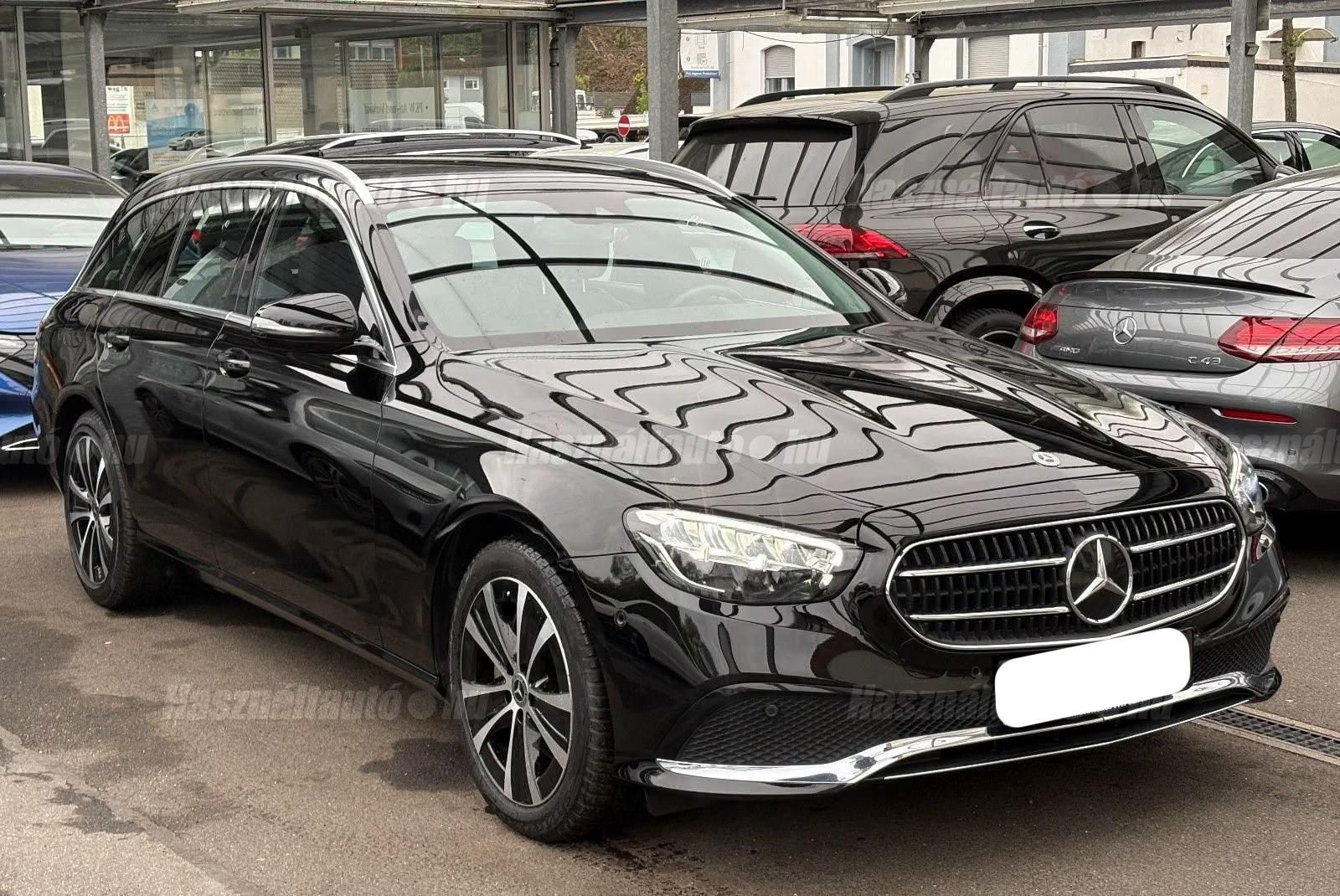 Mercedes-Benz E 300 – 1. kép