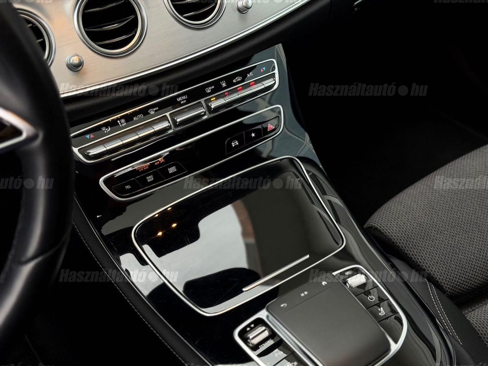 Mercedes-Benz E 300 – 6. kép