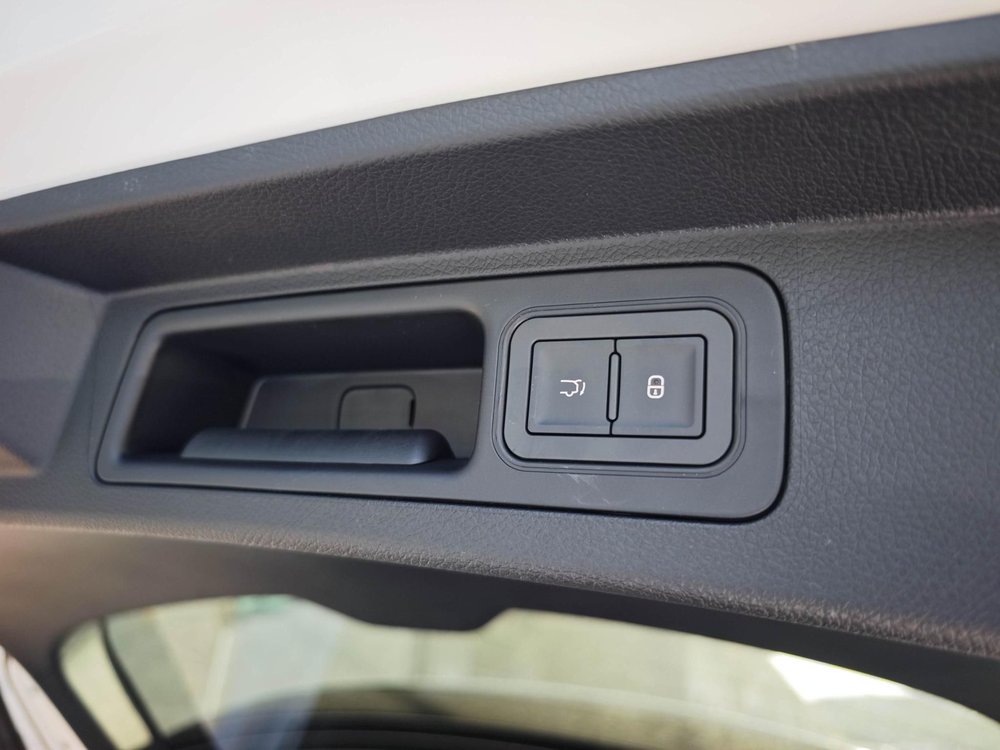 Használt BYD Seal U (2026, fehér) – 12. kép