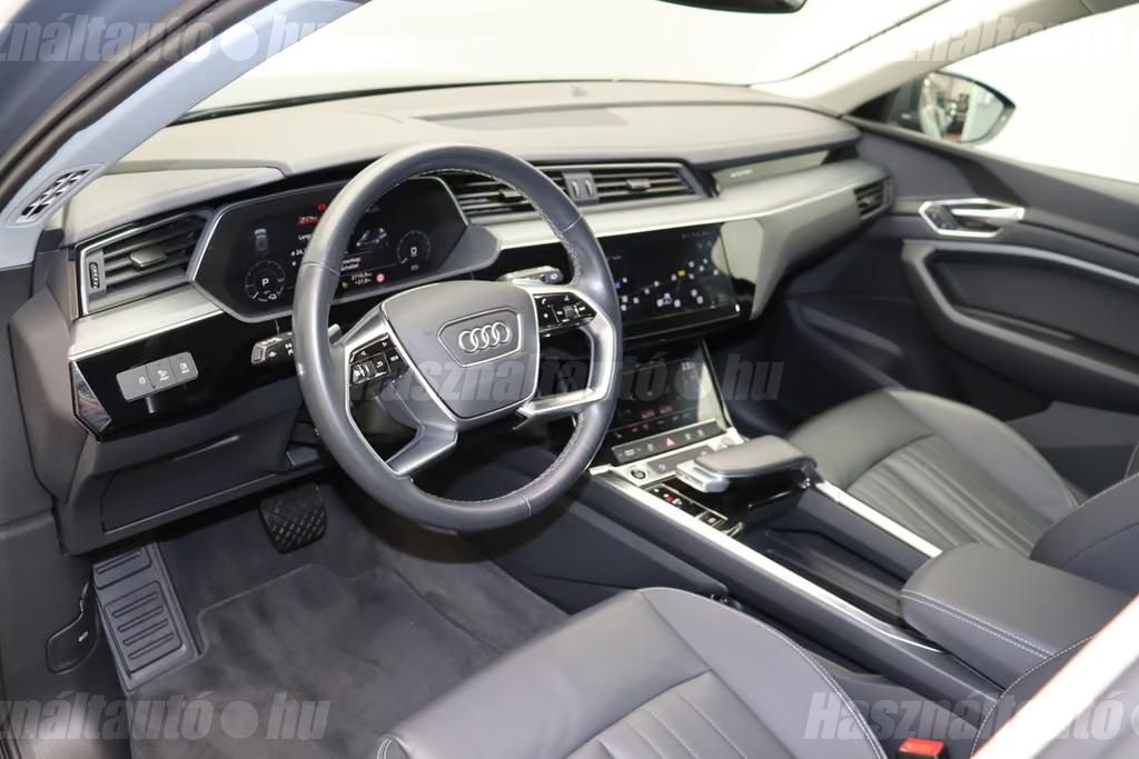 Audi Q8 – 3. kép