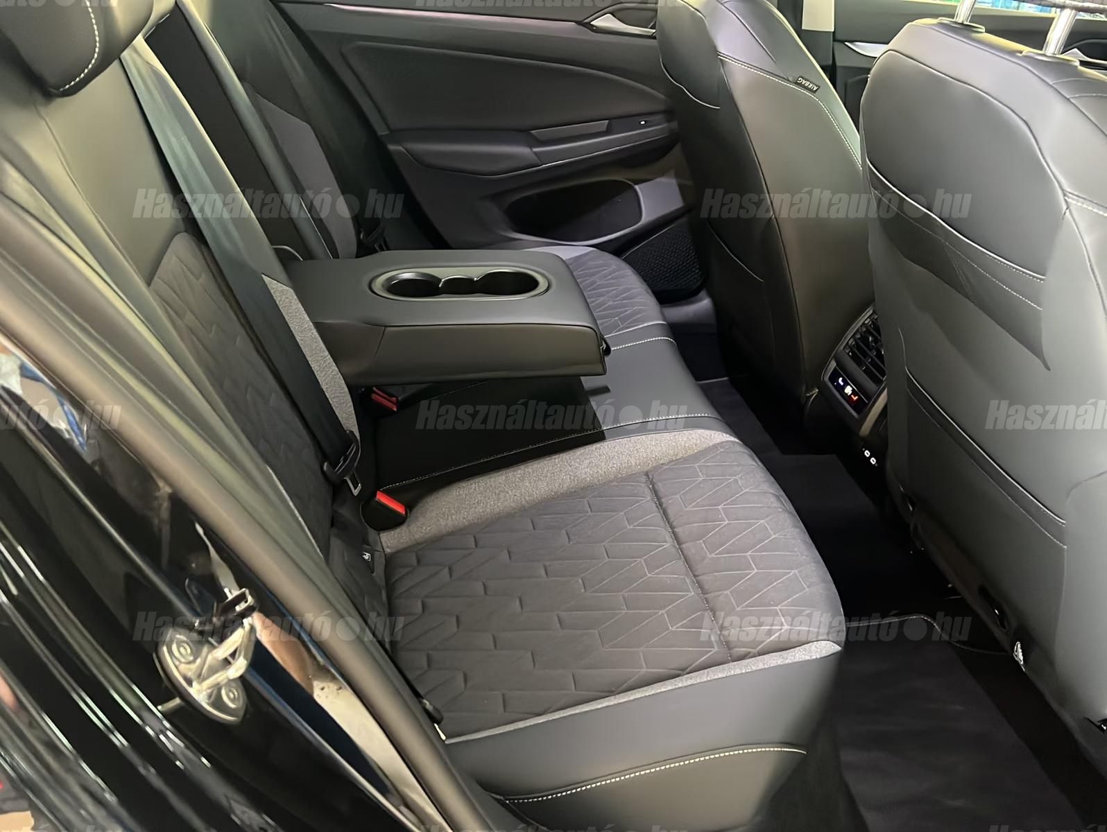Volkswagen Golf Viii – 7. kép