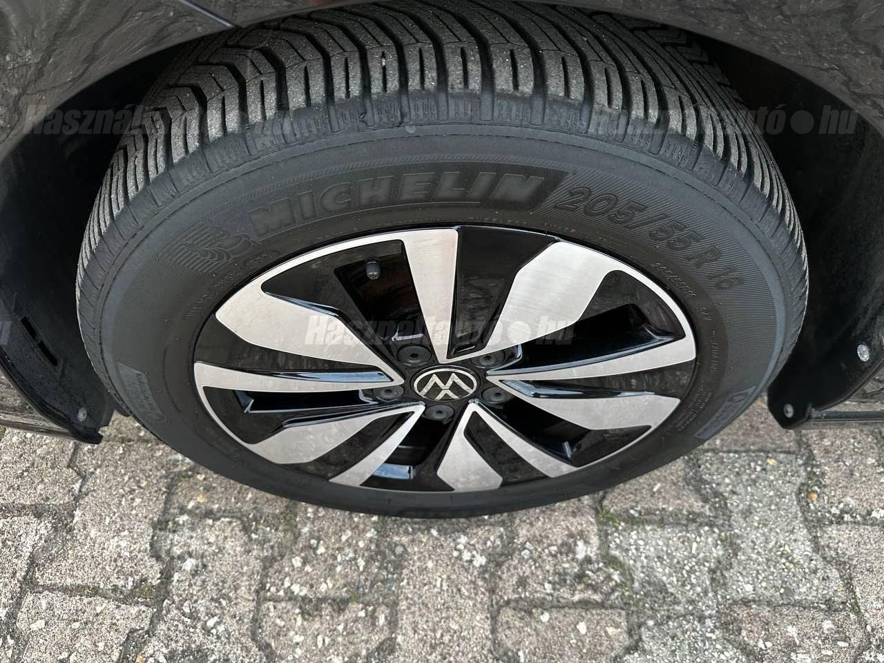 Volkswagen Golf Viii – 4. kép