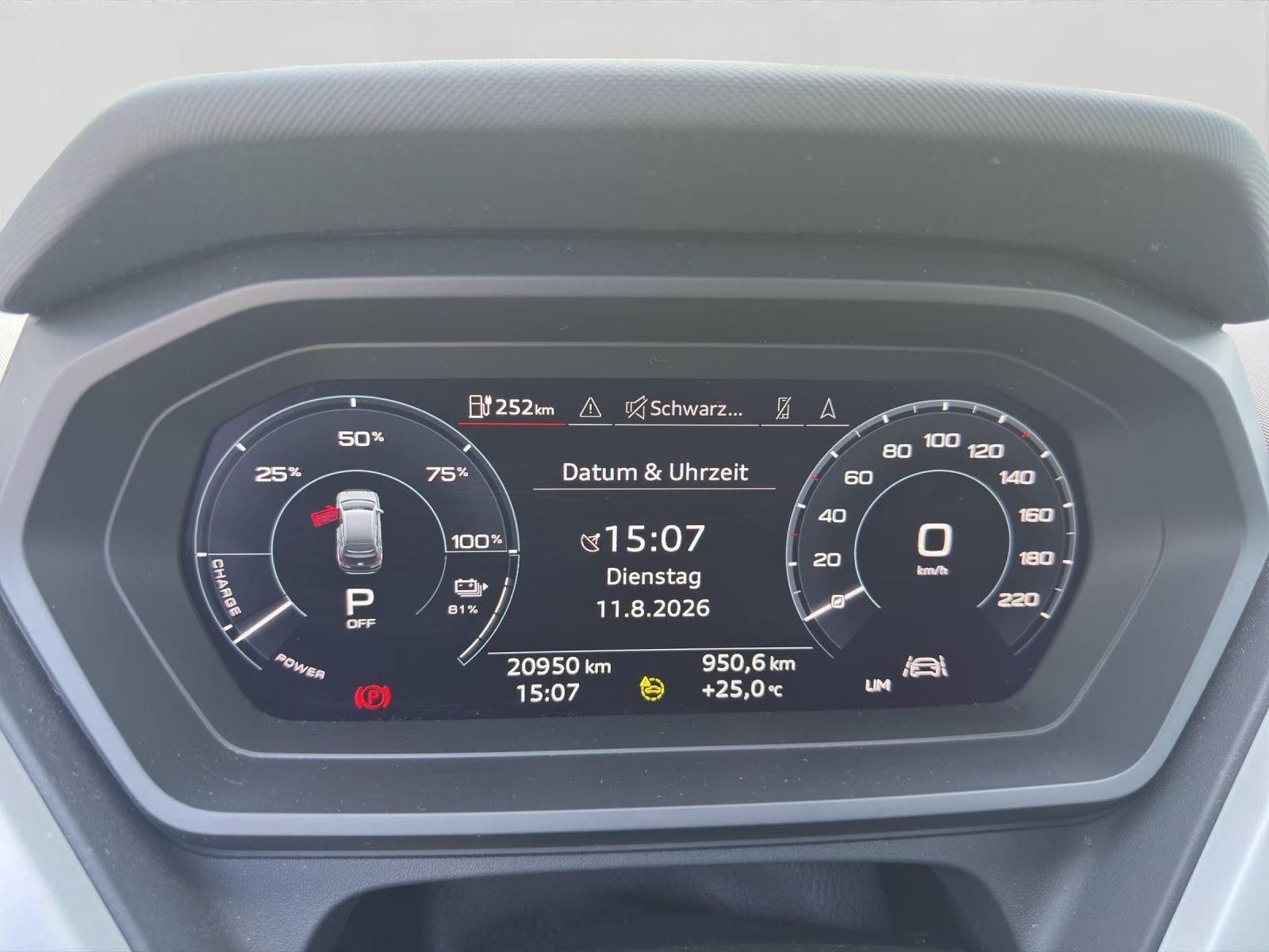 Használt Audi Q4 (2023, szürke) – 6. kép