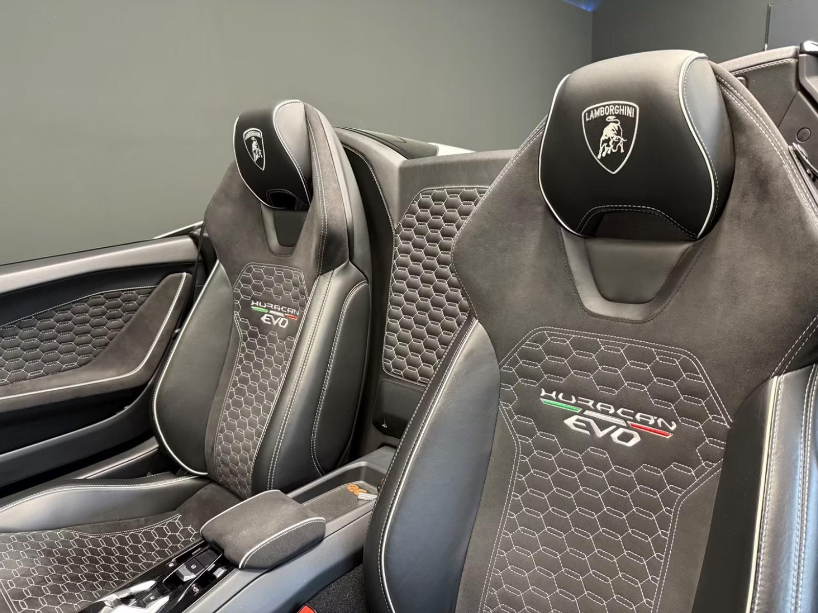 Használt Lamborghini Huracán (2021, fehér) – 8. kép