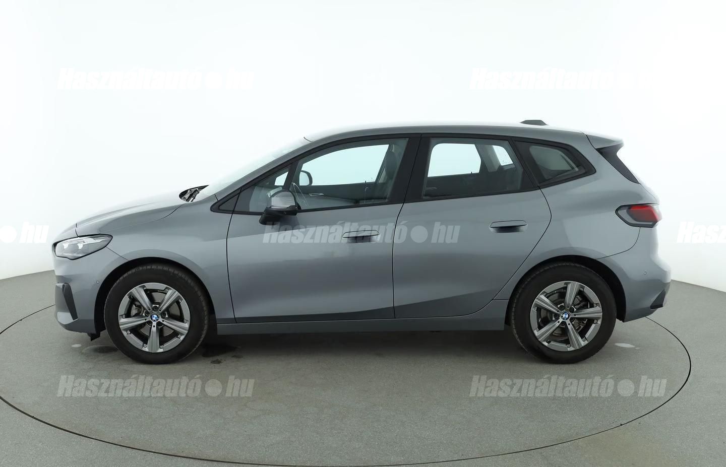 BMW 218 – 10. kép