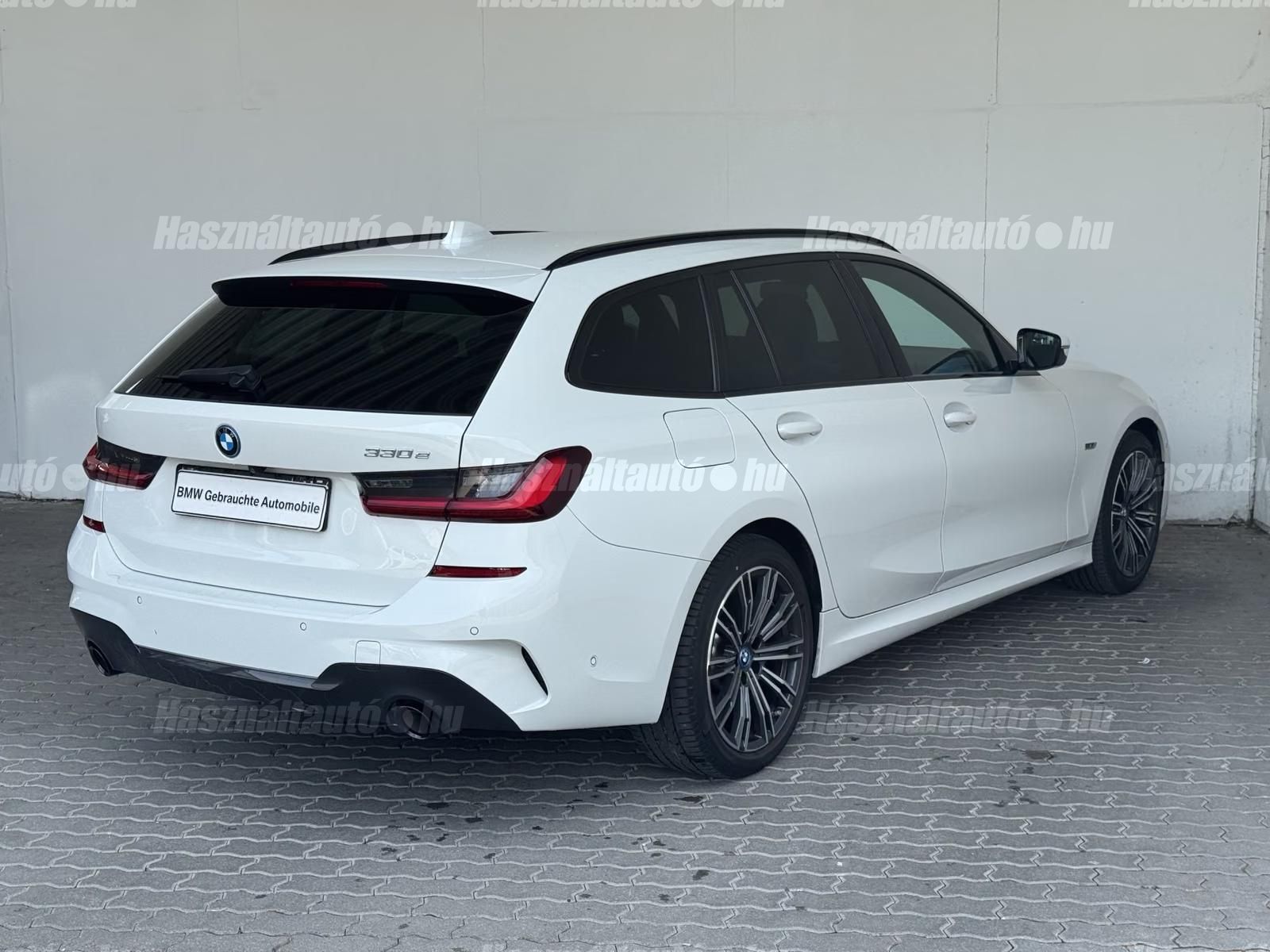 BMW 330 – 7. kép