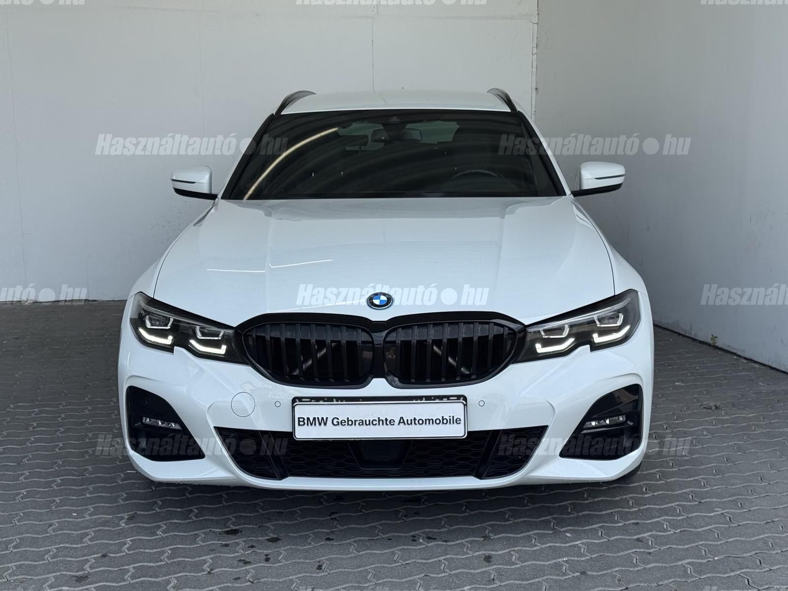 BMW 330 – 2. kép