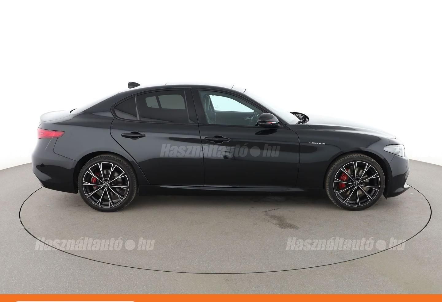 Alfa Romeo Giulia – 9. kép