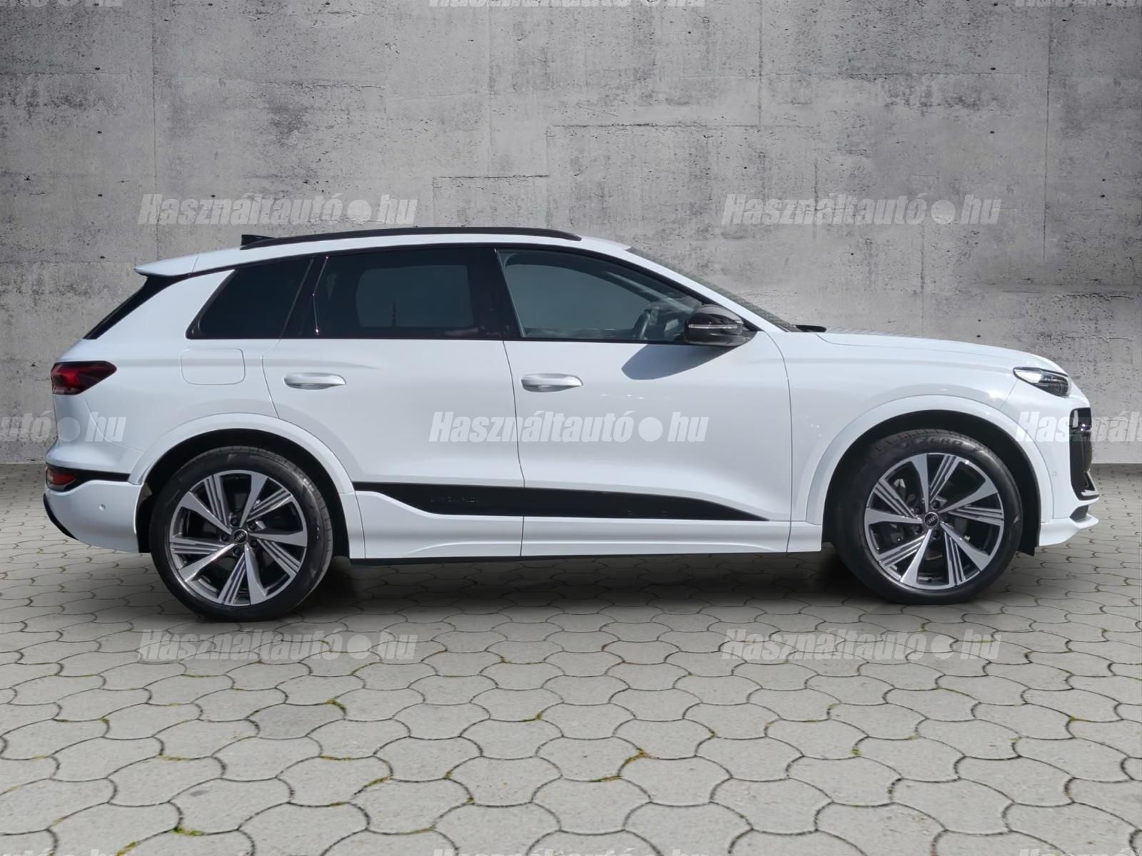 Audi Q6 – 7. kép