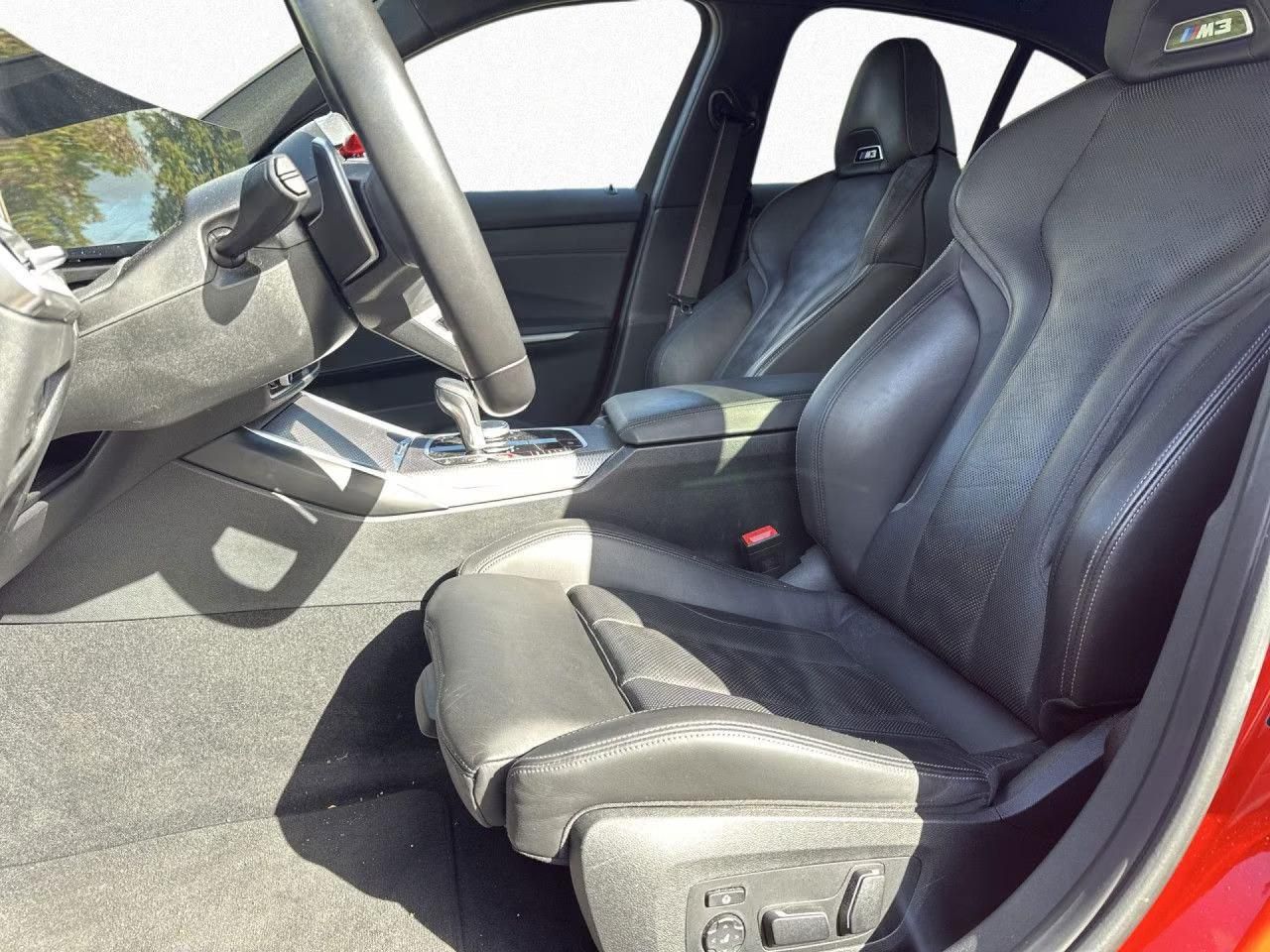 Használt BMW M3 (2025, piros) – 5. kép
