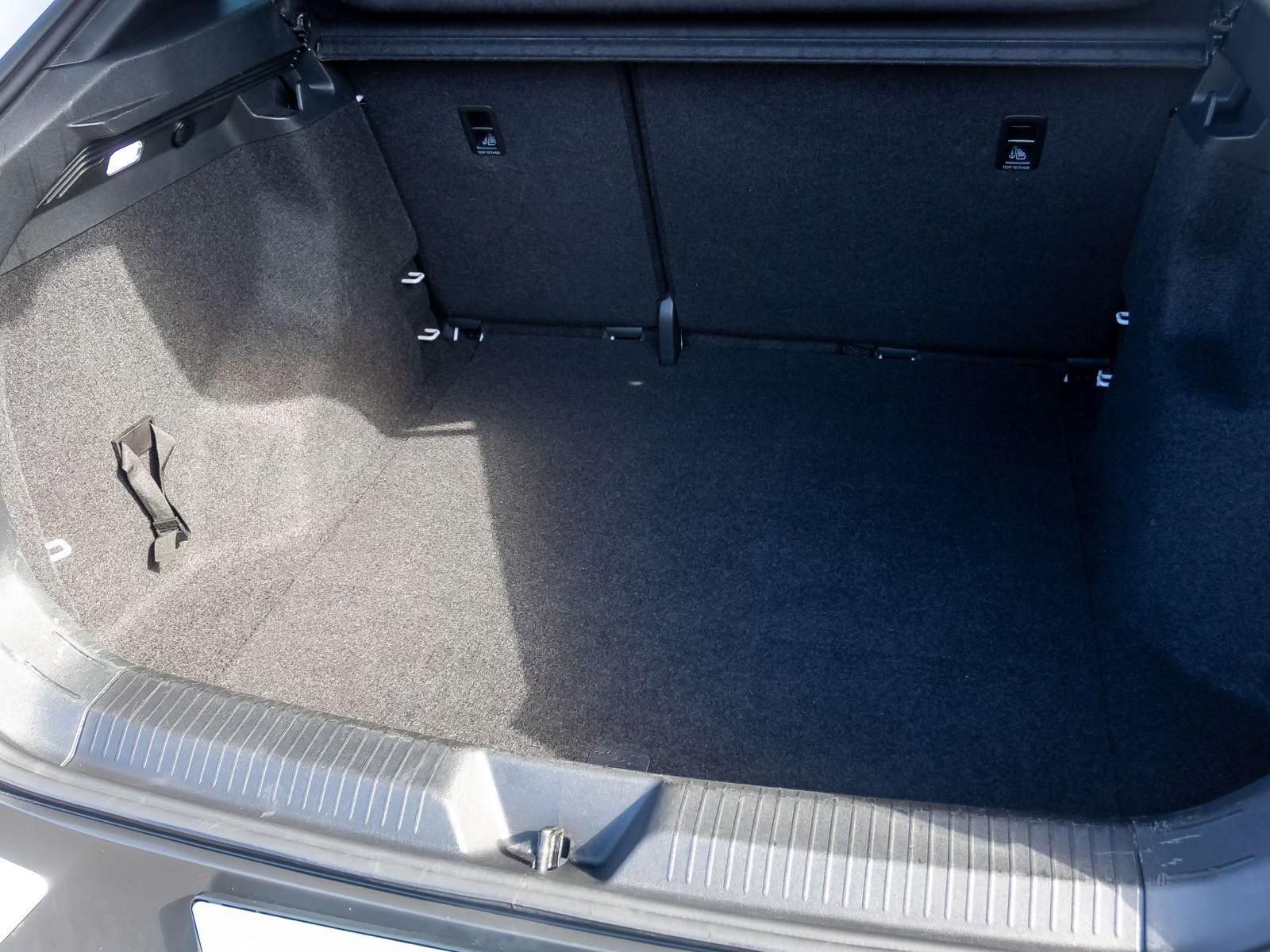 Használt Volkswagen ID.5 (2023, fehér) – 9. kép