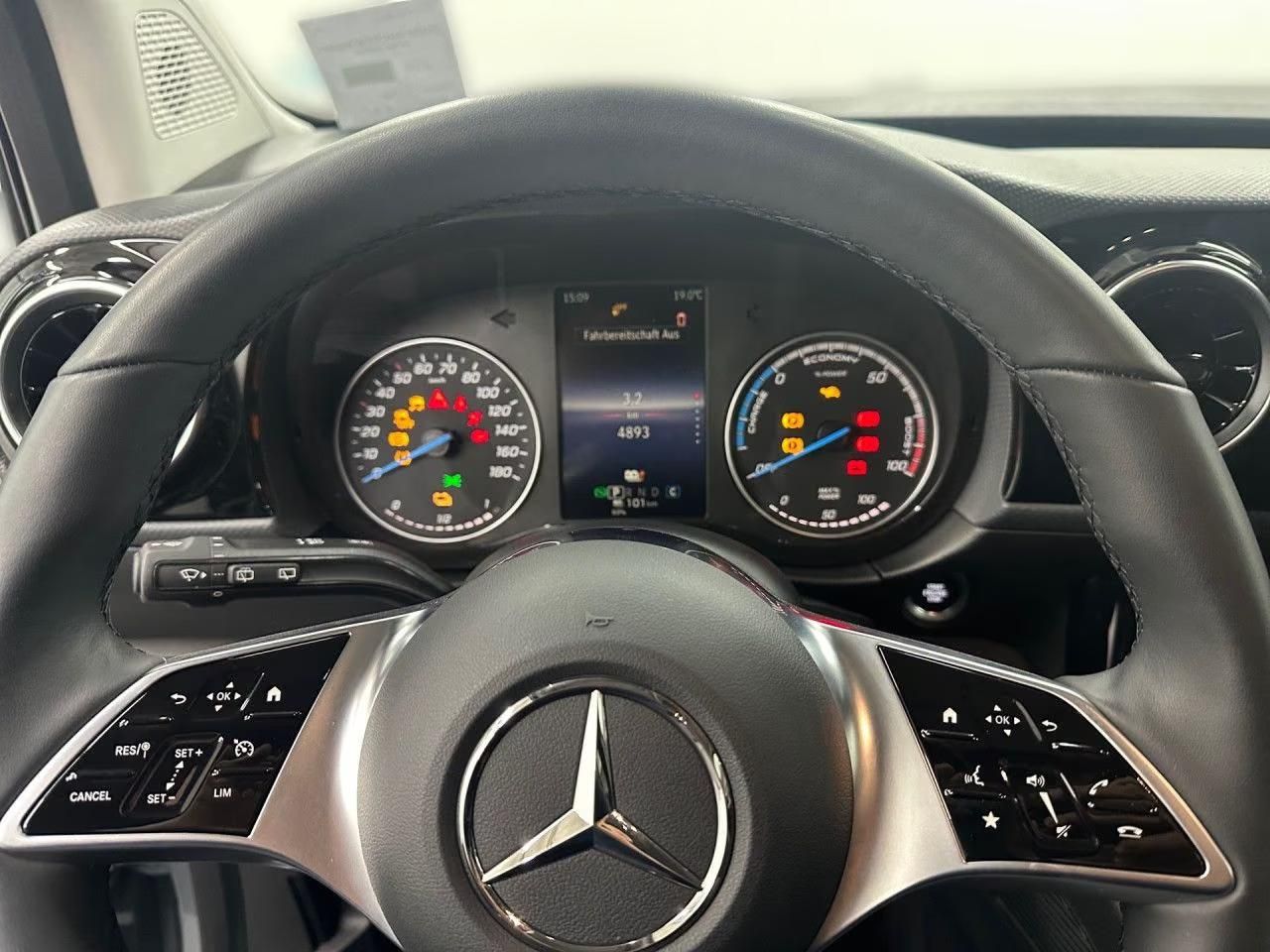Használt Mercedes-Benz EQT (2025, szürke) – 4. kép