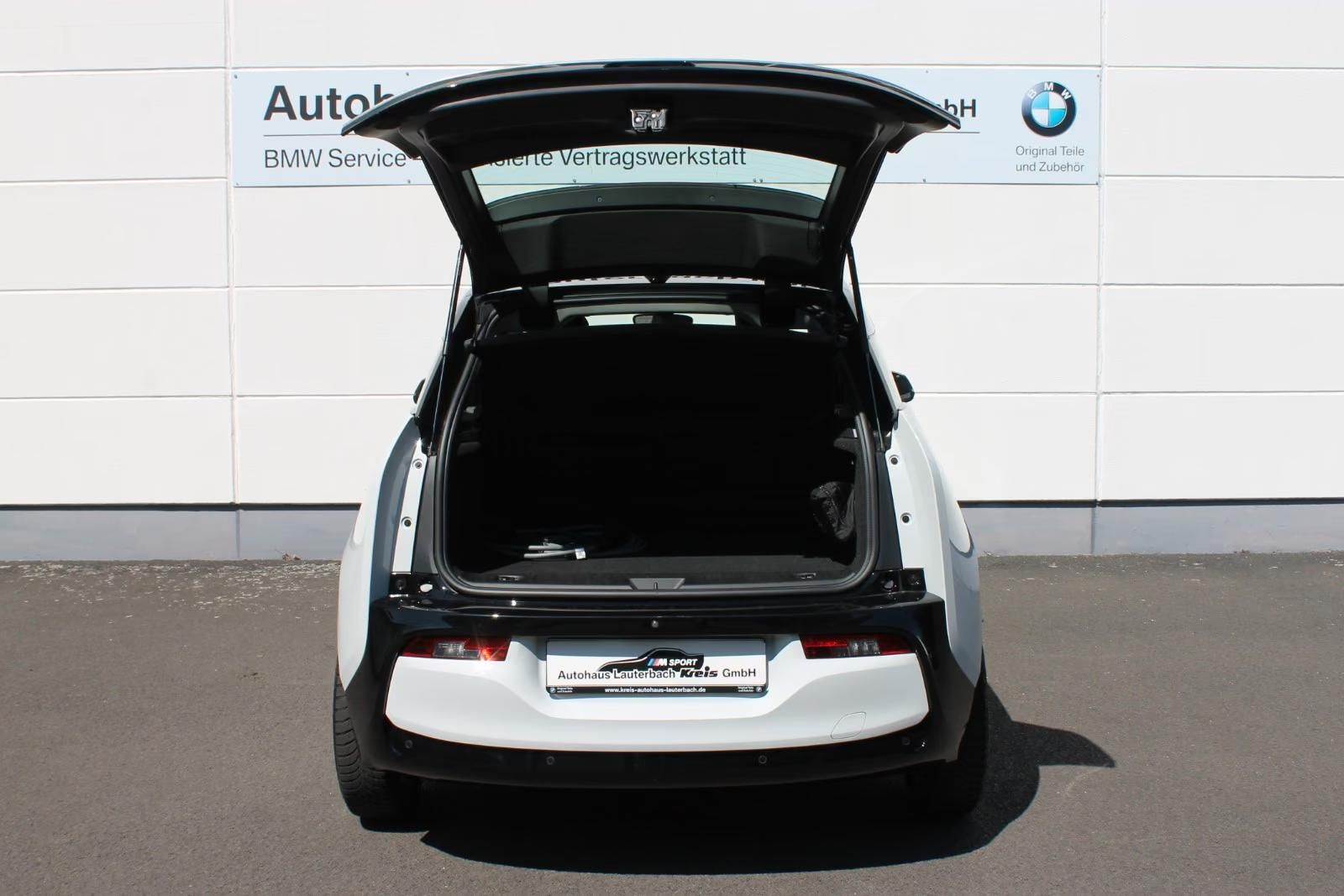 Használt BMW I3 (2021, fehér) – 10. kép