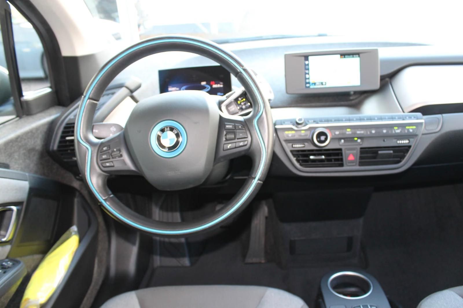 Használt BMW I3 (2021, fehér) – 5. kép