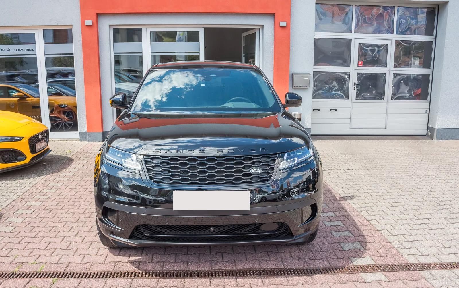Használt Land Rover Range Rover Velar (2021, fekete) – 2. kép