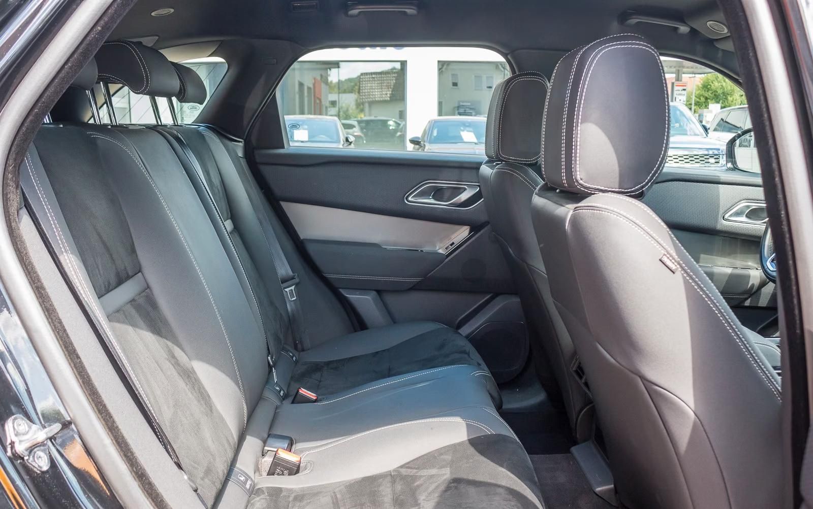Használt Land Rover Range Rover Velar (2021, fekete) – 8. kép