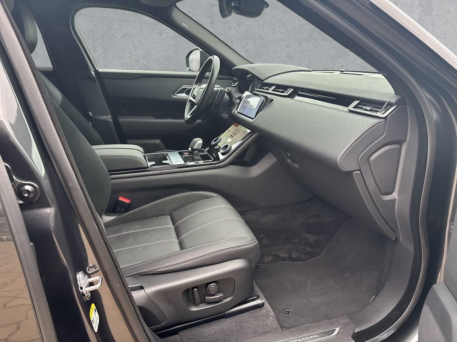Használt Land Rover Range Rover Velar (2023, szürke) – 5. kép