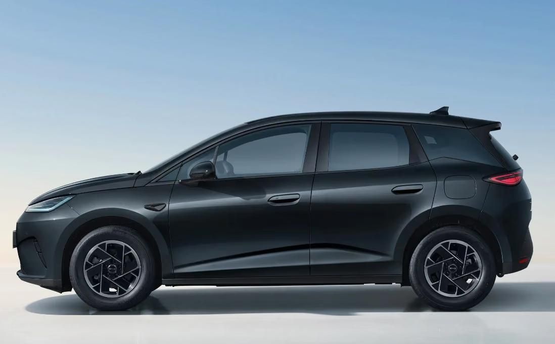 Használt BYD Dolphin G (2026, fekete) – 3. kép