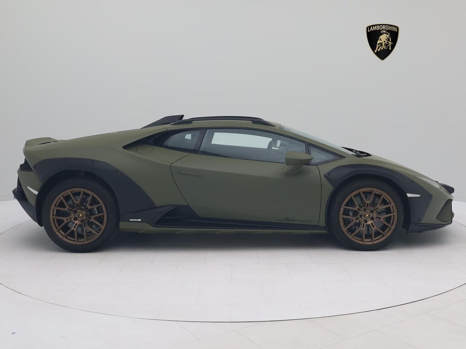Használt Lamborghini Huracán (2024, zöld) – 2. kép