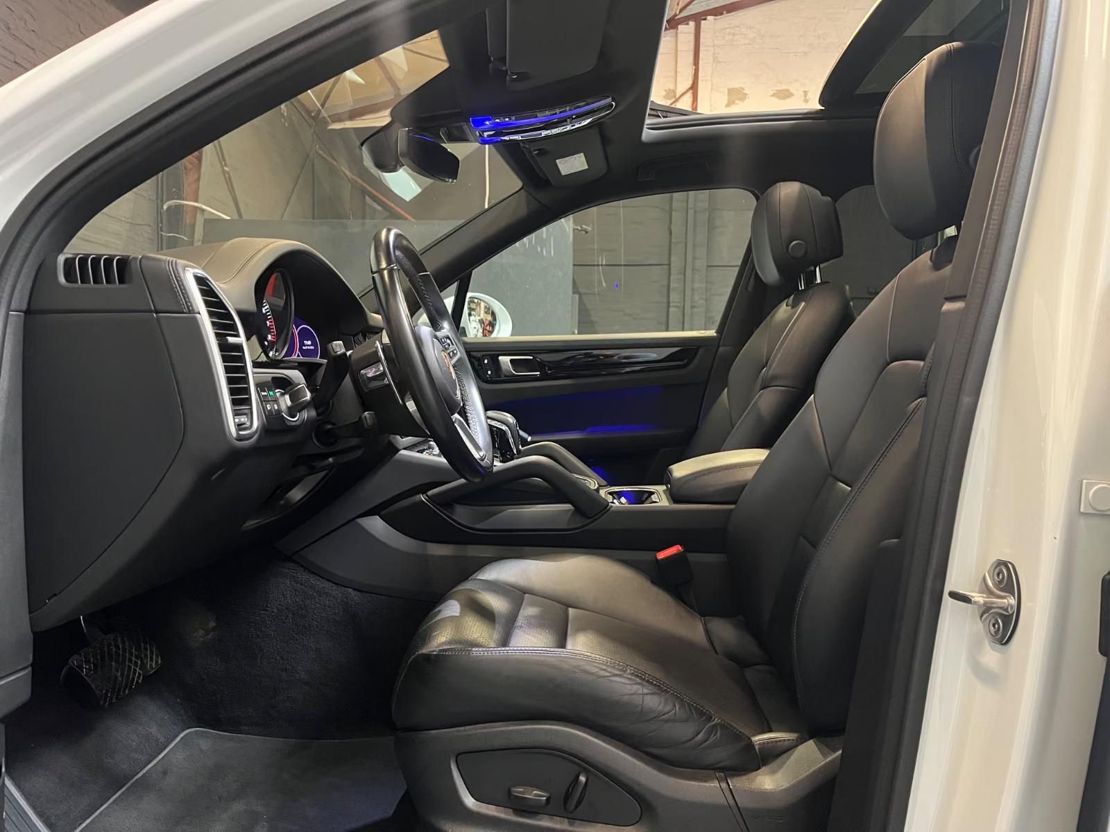 Használt Porsche Cayenne (2021, fehér) – 5. kép