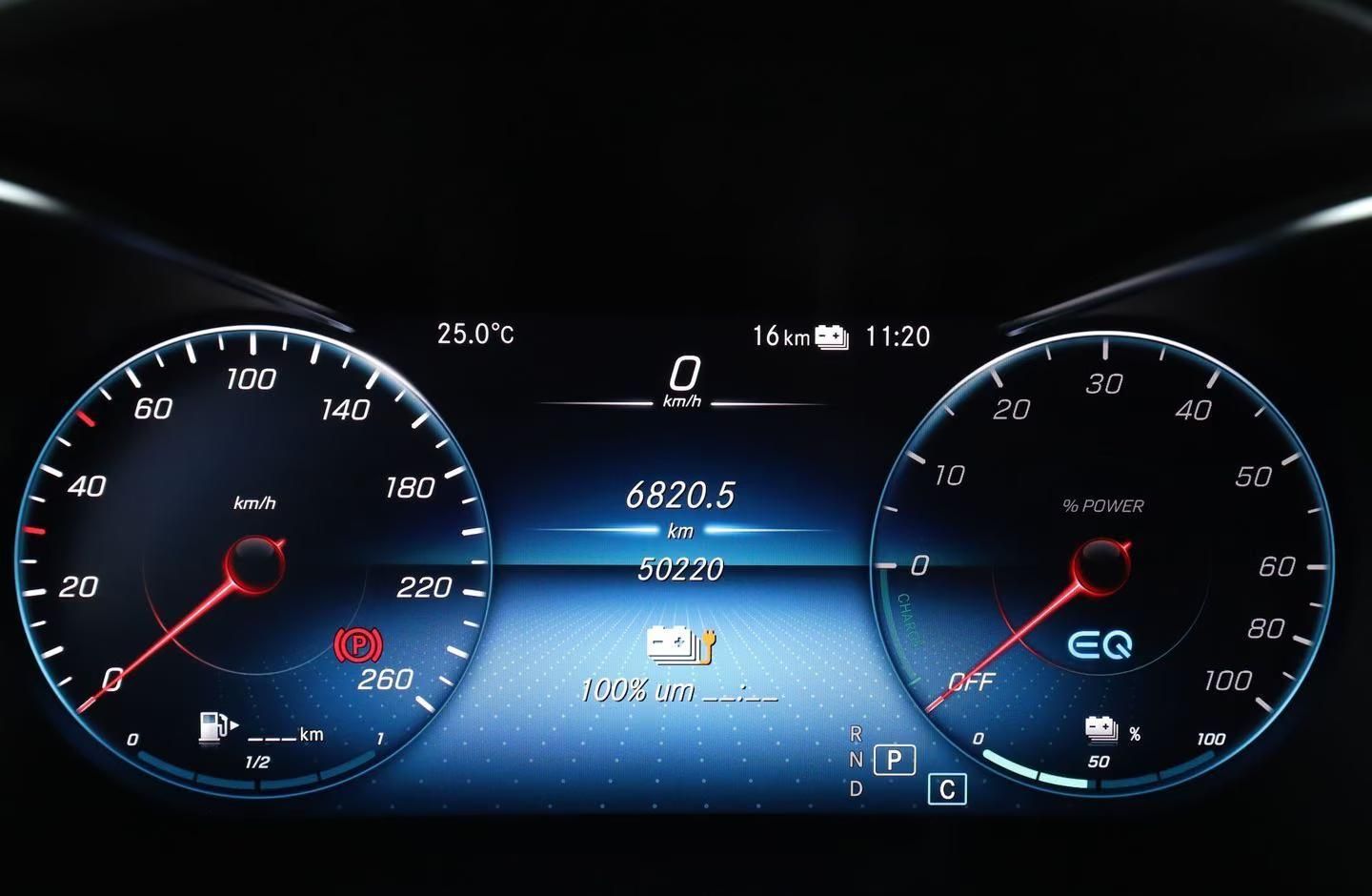 Használt Mercedes-Benz GLC 300 (2021, fekete) – 5. kép