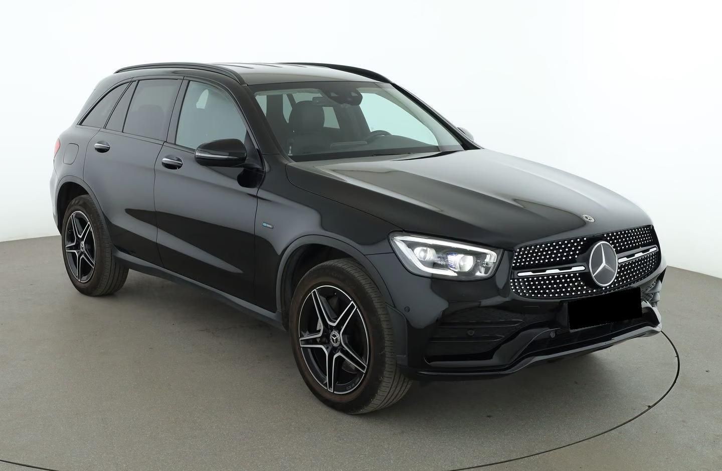 Használt Mercedes-Benz GLC 300 (2021, fekete) – 1. kép