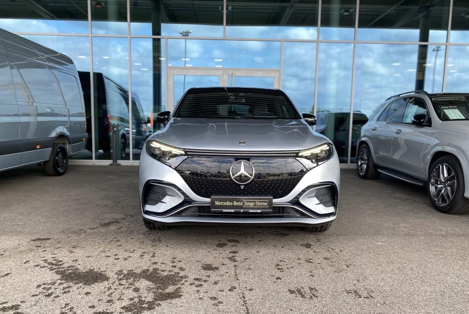 Használt Mercedes-Benz EQE SUV (2022, ezüst) – 2. kép