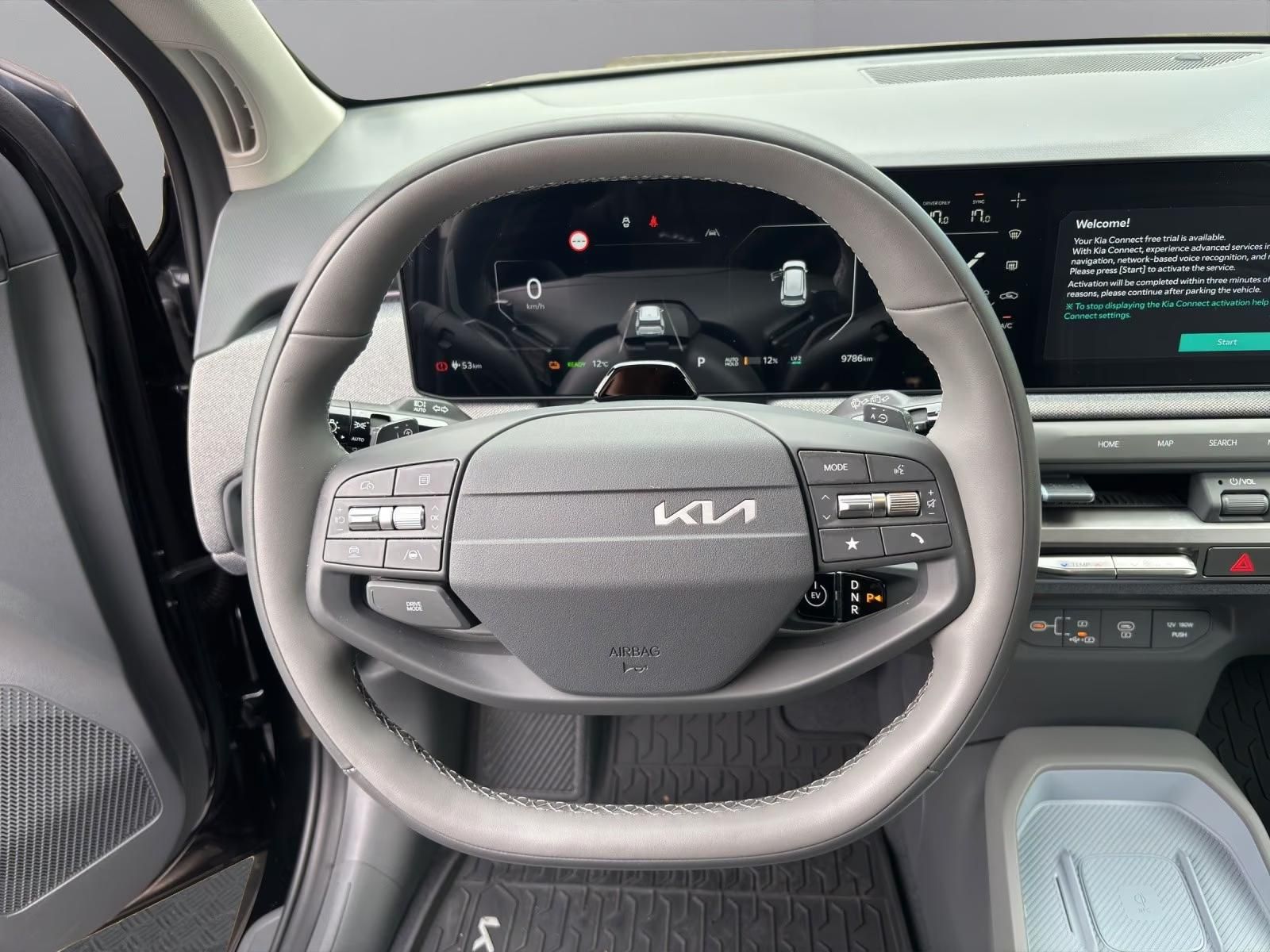 Használt Kia EV3 (2025, fekete) – 5. kép