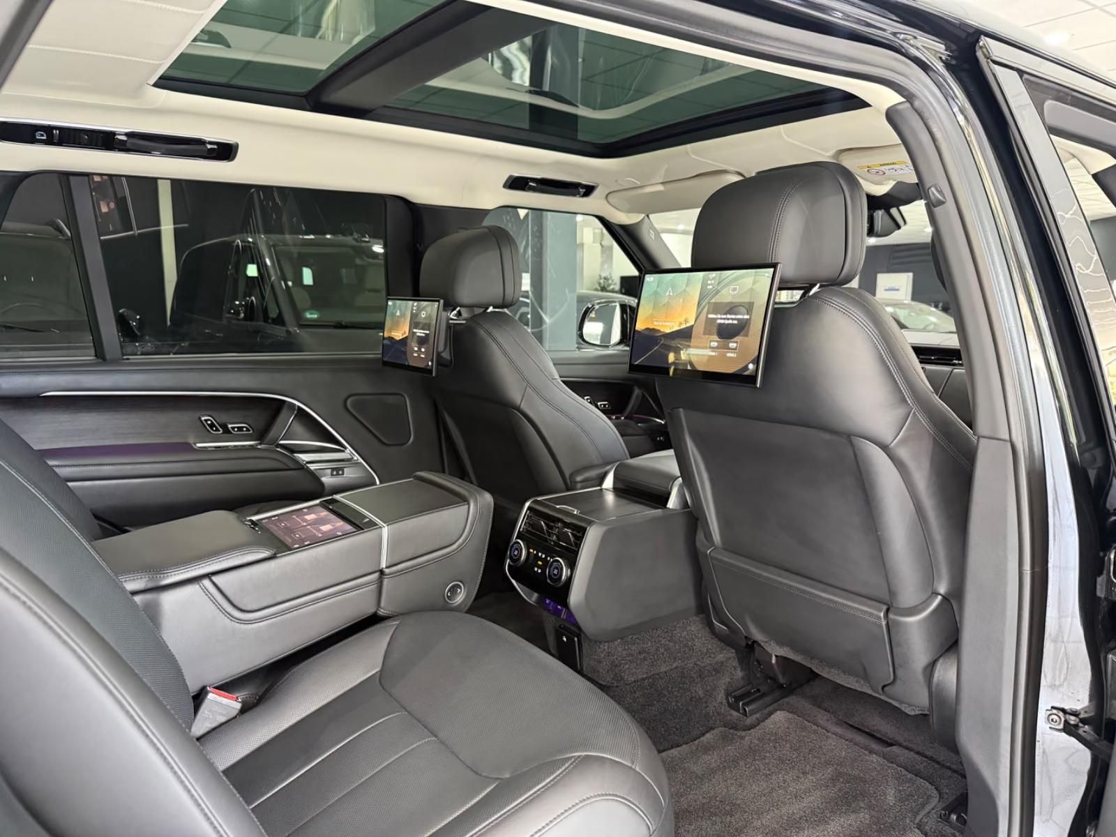 Használt Land Rover Range Rover (2023, fekete) – 10. kép