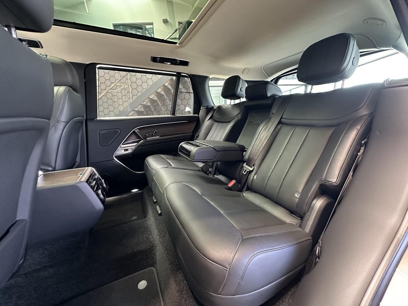 Használt Land Rover Range Rover (2023, szürke) – 9. kép