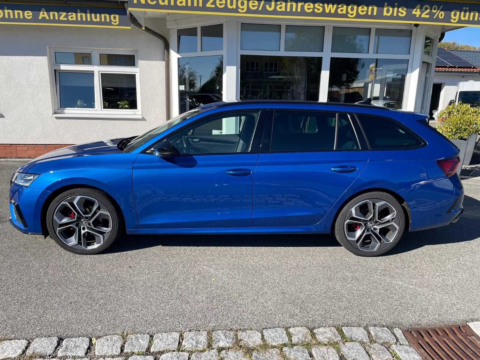 Használt Skoda Octavia (2024, kék) – 7. kép