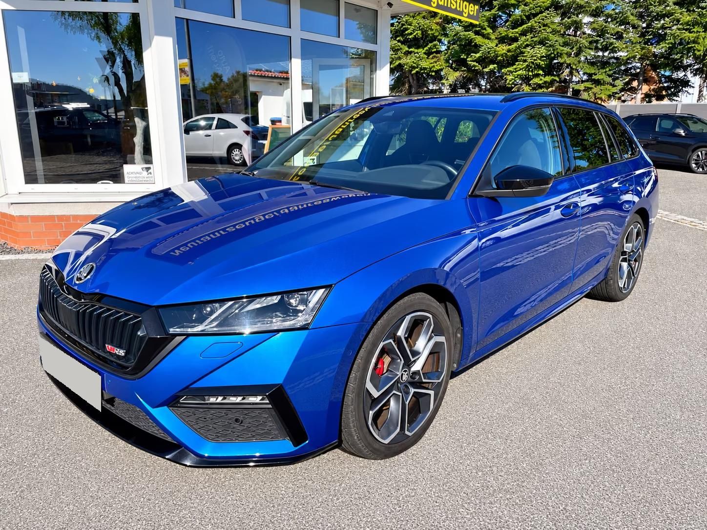 Használt Skoda Octavia (2024, kék) – 1. kép