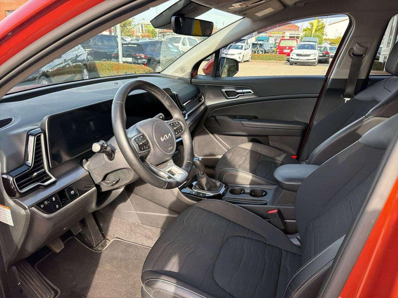 Használt Kia Sportage (2022, narancssárga) – 4. kép