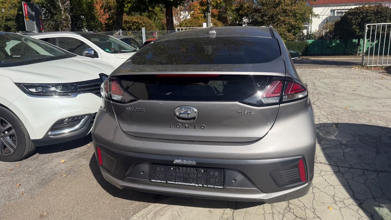 Használt Hyundai Ioniq (2022, szürke) – 8. kép