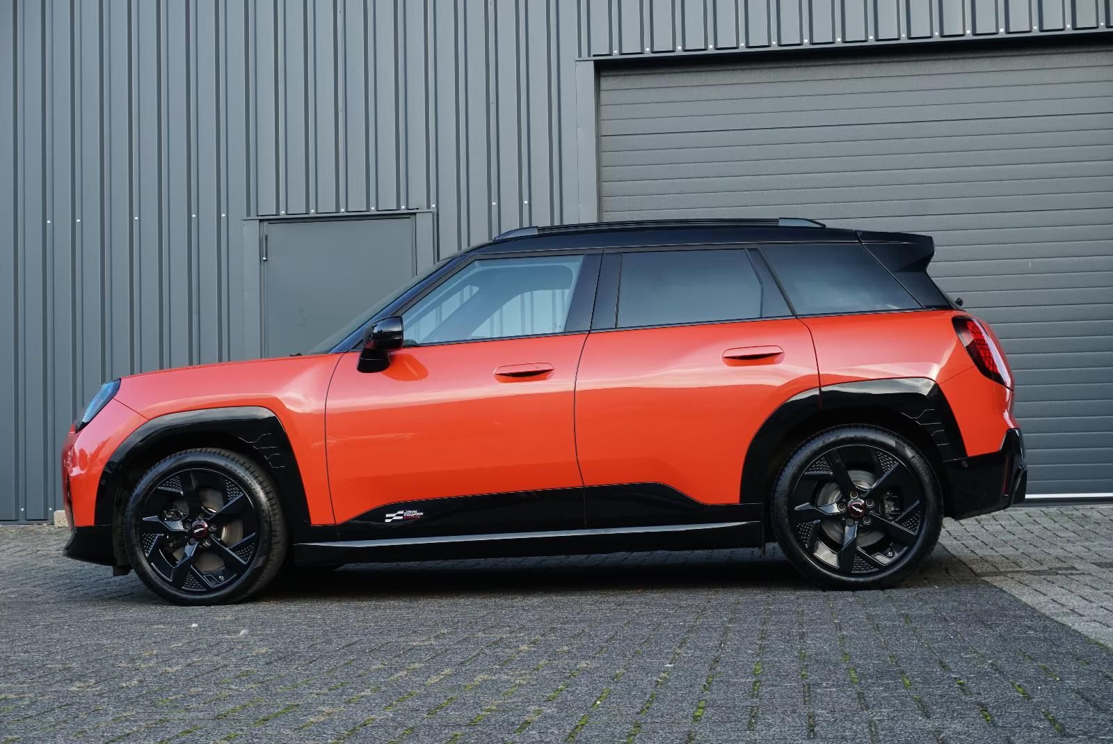 Használt MINI Aceman (2025, piros) – 3. kép