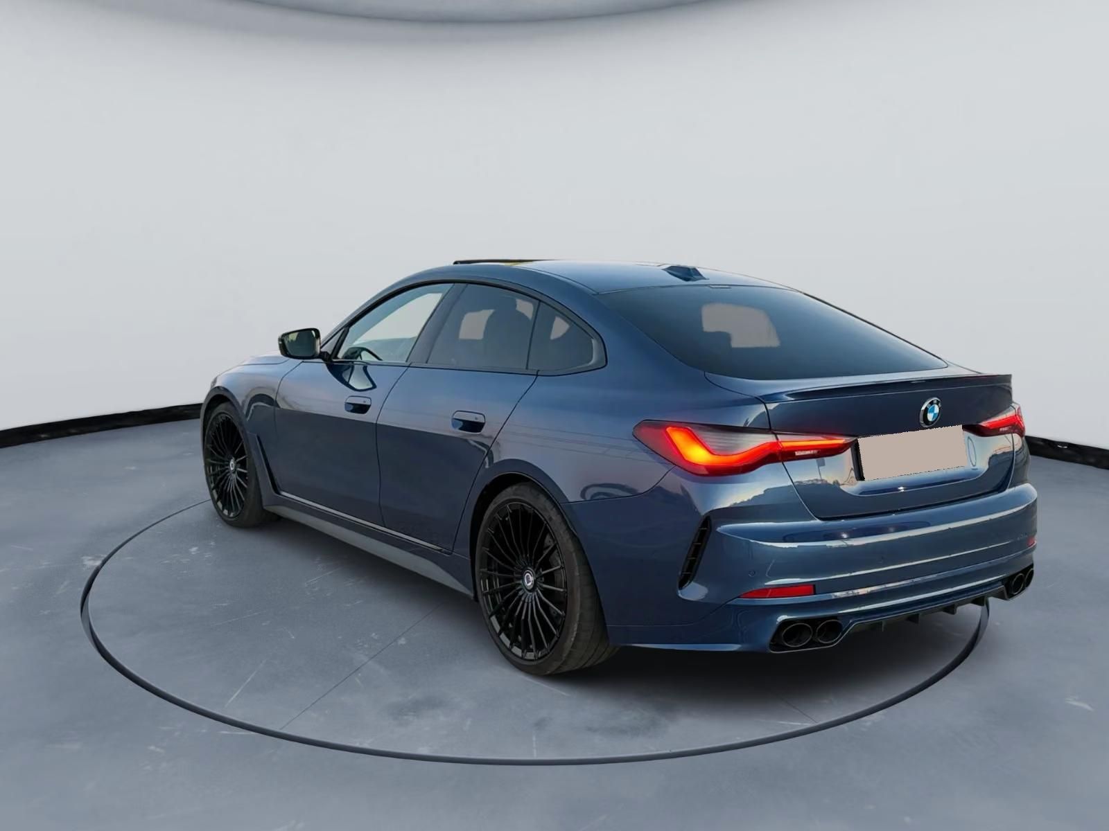 Használt Alpina B4 (2023, kék) – 11. kép