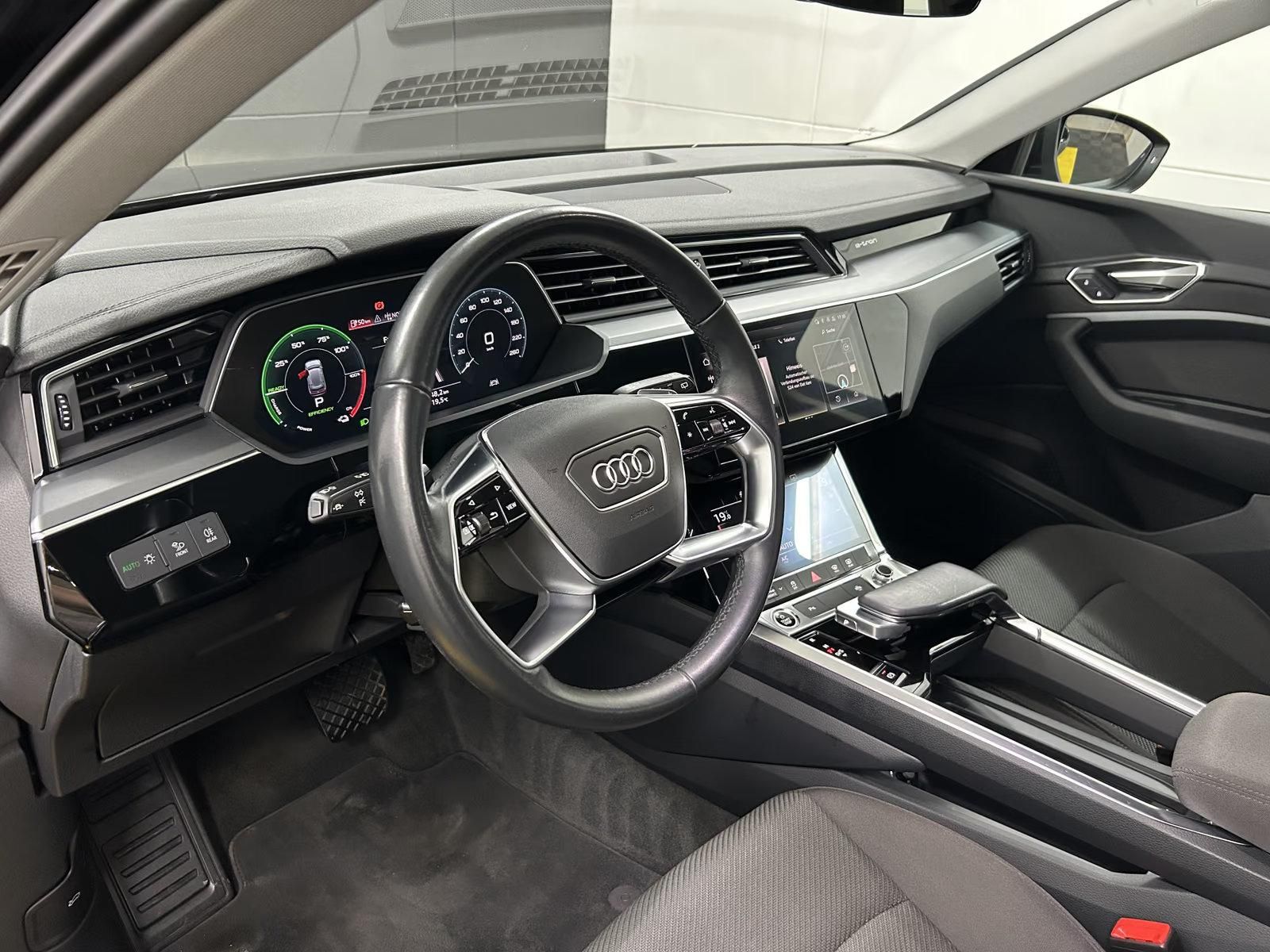 Használt Audi e-tron (2021, fekete) – 3. kép