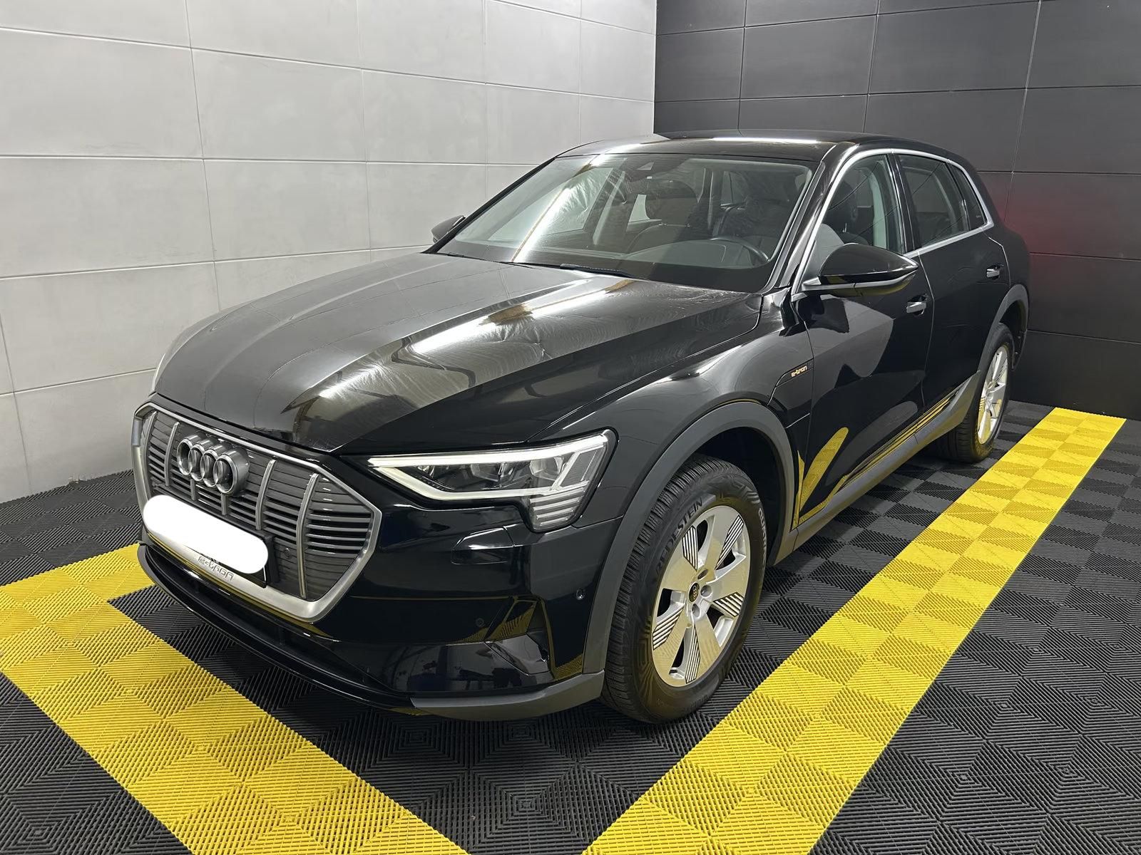 Használt Audi e-tron (2021, fekete) – 1. kép