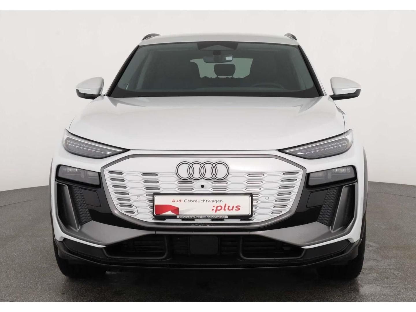 Használt Audi Q6 (2025, fehér) – 2. kép
